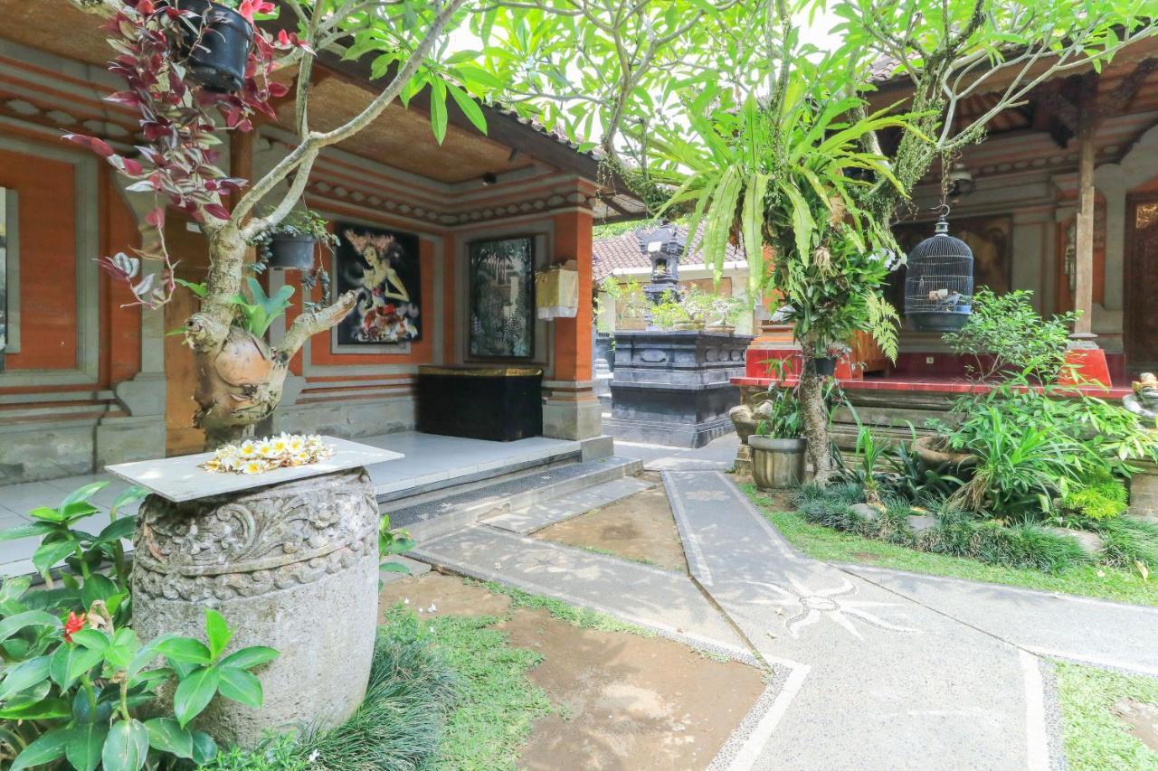 Aru House Ubud Buitenkant foto